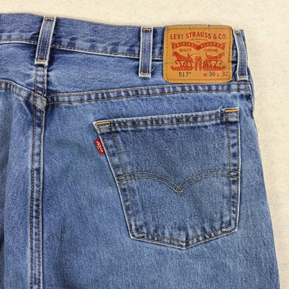 Levis 517 Bootcut Jeans Mens 36x32 Medium Wash Blue Denim 00517-4891 Cotton